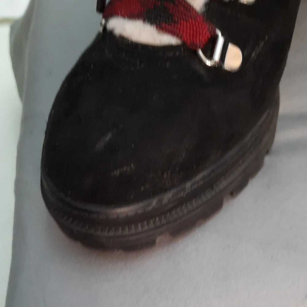 JellyPop Striking Black and Red Heeled Boots for Elegance - Women's Size 9M - Picture 10 of 15